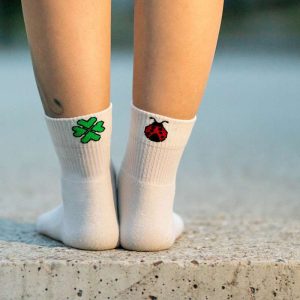 Alternative view of Active Day kokvilnas zeķes ar āboliņu un mārīti