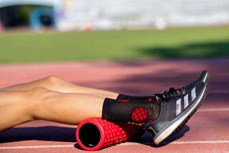 Sporta kompresijas zeķes - antracīta sarkanas - Image 3