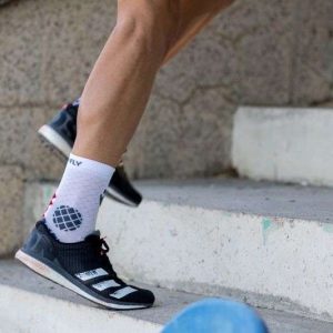 Alternative view of Sporta kompresijas zeķes - baltas-pelēkas